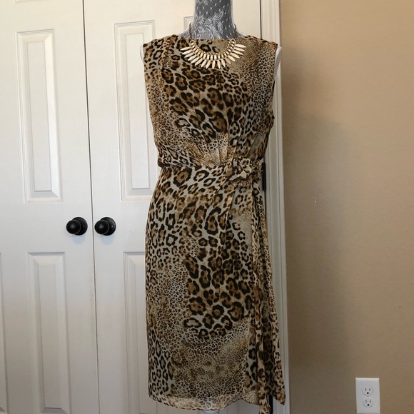 Jones New York Dresses & Skirts - Leopard Jones New York Dress